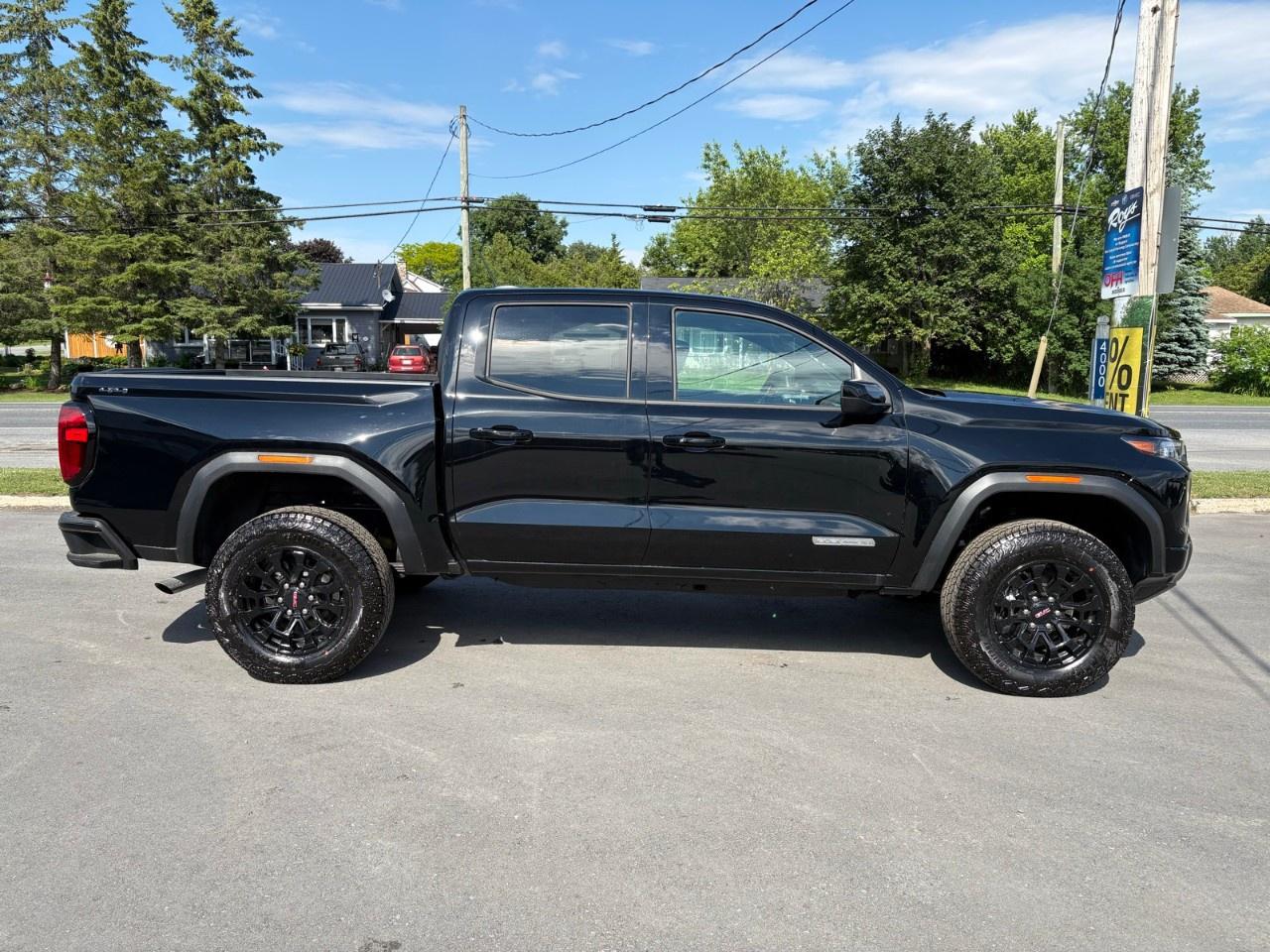2026 GMC Canyon Crew Cab Short Box 4-Wheel Drive Elevation Photo