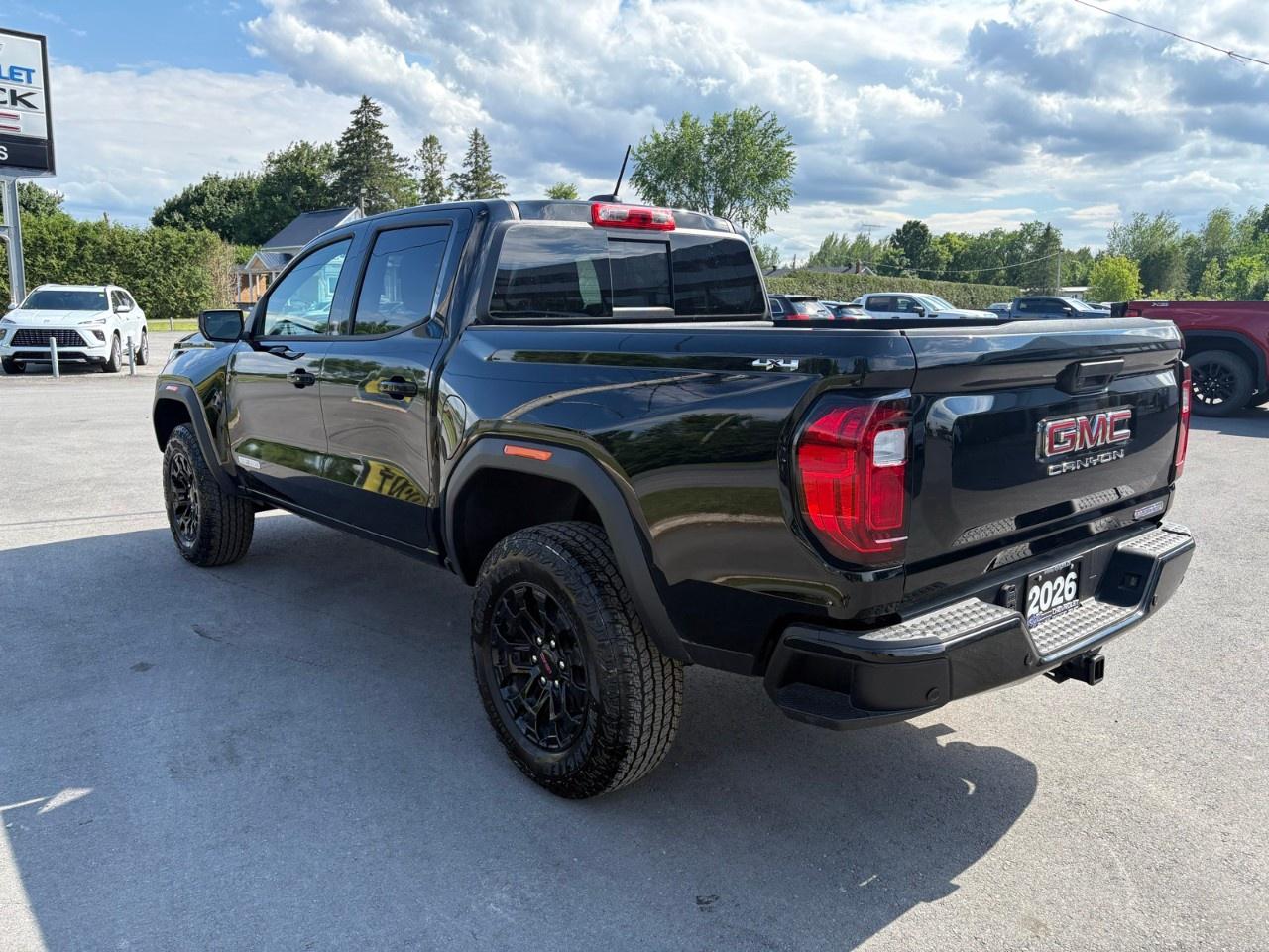 2026 GMC Canyon Crew Cab Short Box 4-Wheel Drive Elevation Photo