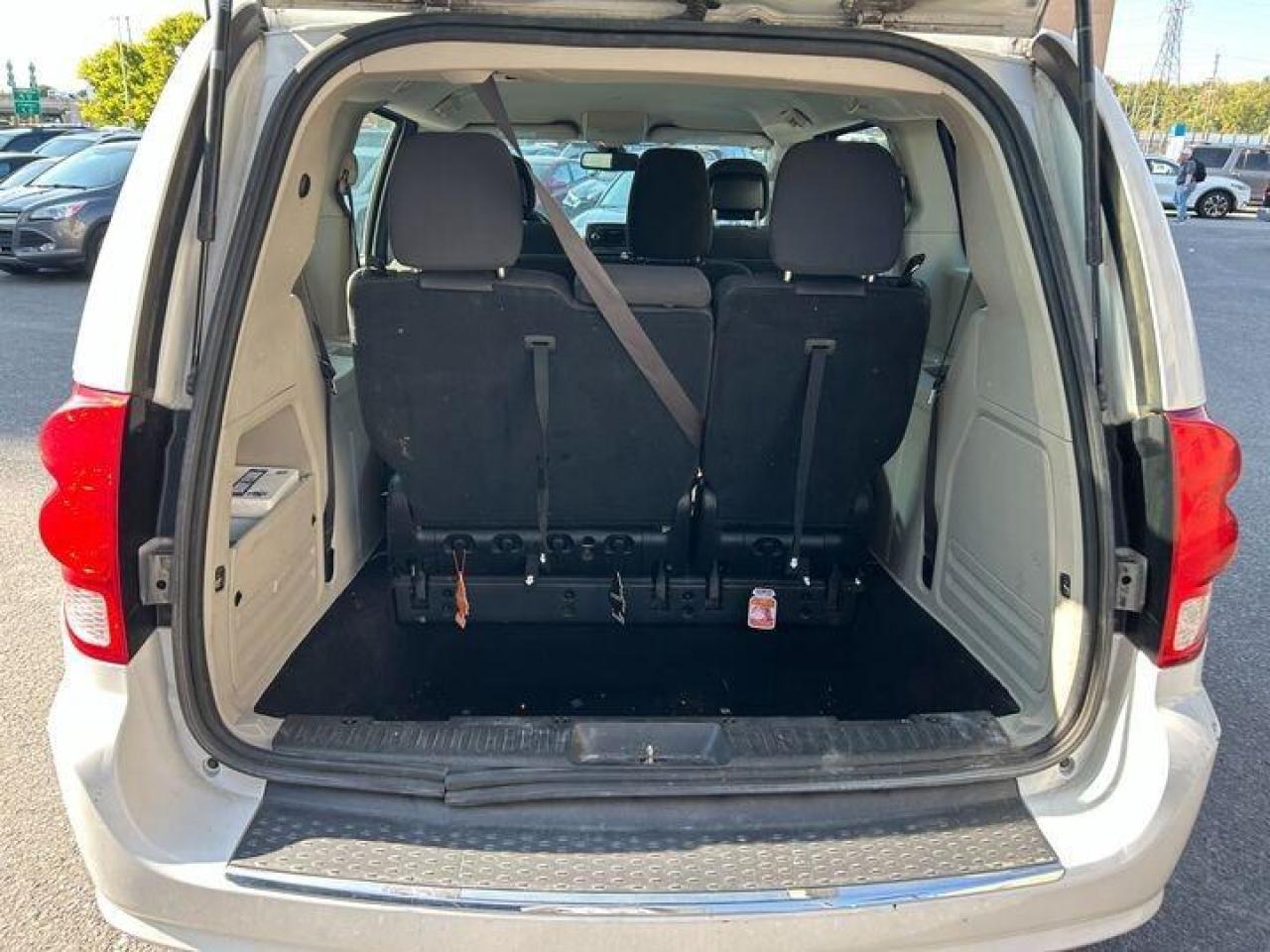 2019 Dodge Grand Caravan CVP/SXT Passenger Van Photo