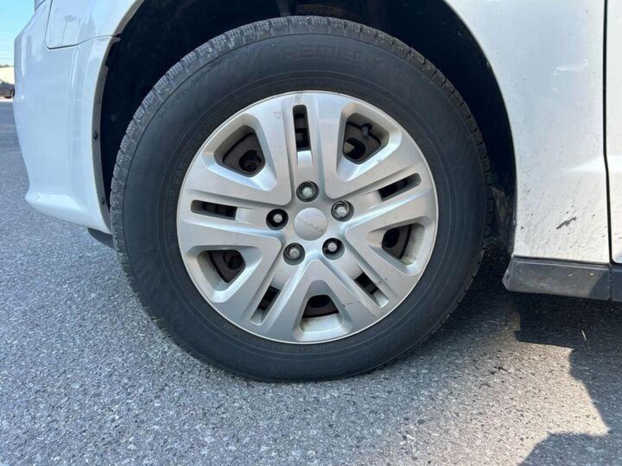 2019 Dodge Grand Caravan CVP/SXT Passenger Van Photo