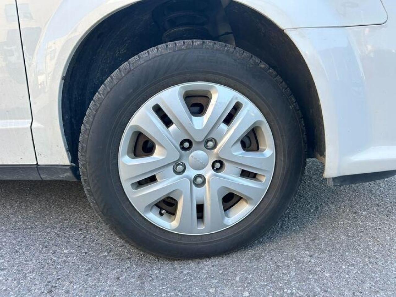 2019 Dodge Grand Caravan CVP/SXT Passenger Van Photo