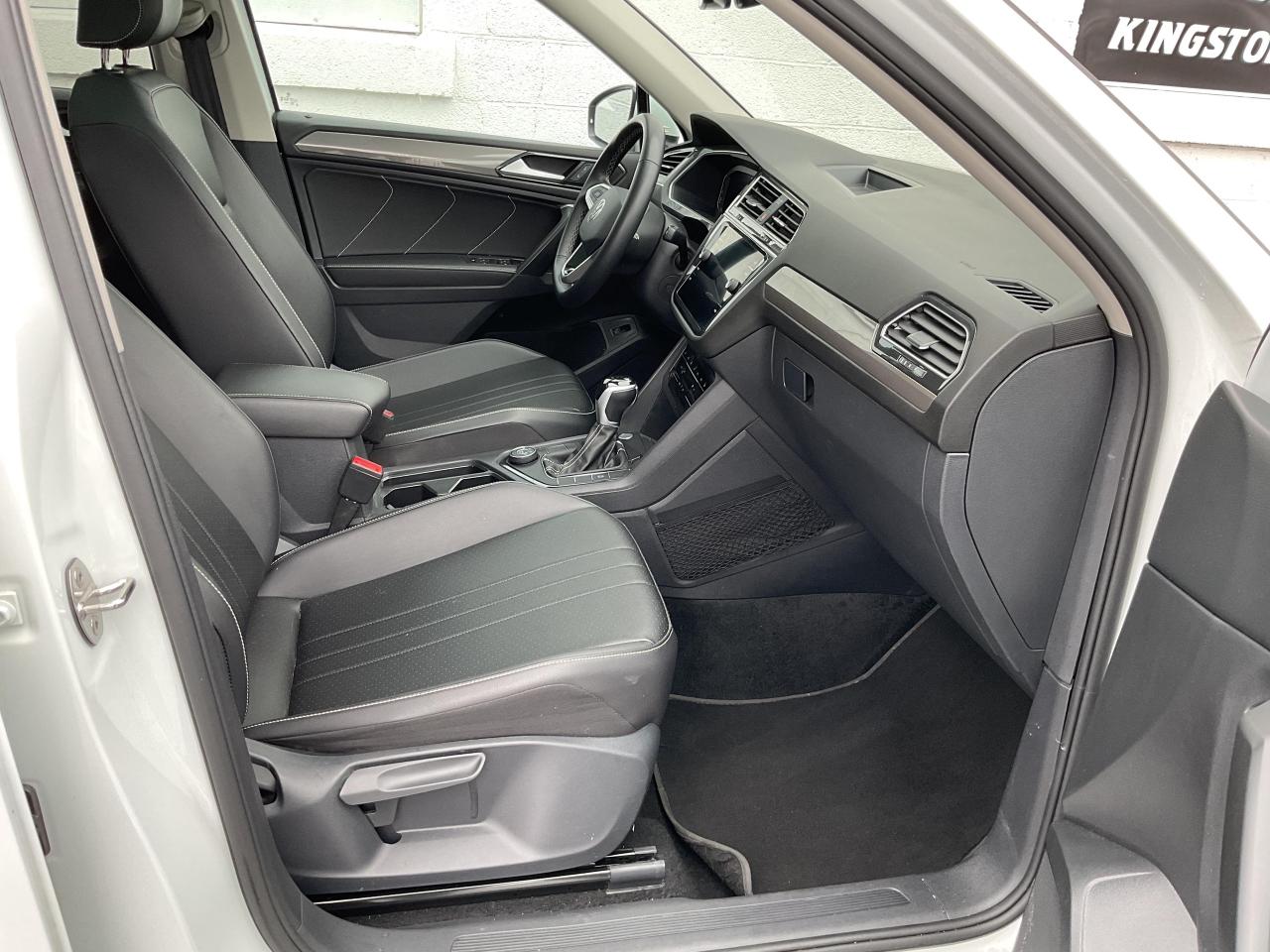 2024 Volkswagen Tiguan Comfortline 4dr All-wheel Drive 4MOTION Photo