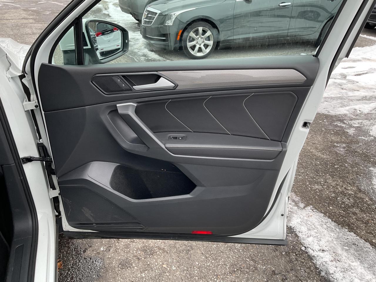 2024 Volkswagen Tiguan Comfortline 4dr All-wheel Drive 4MOTION Photo