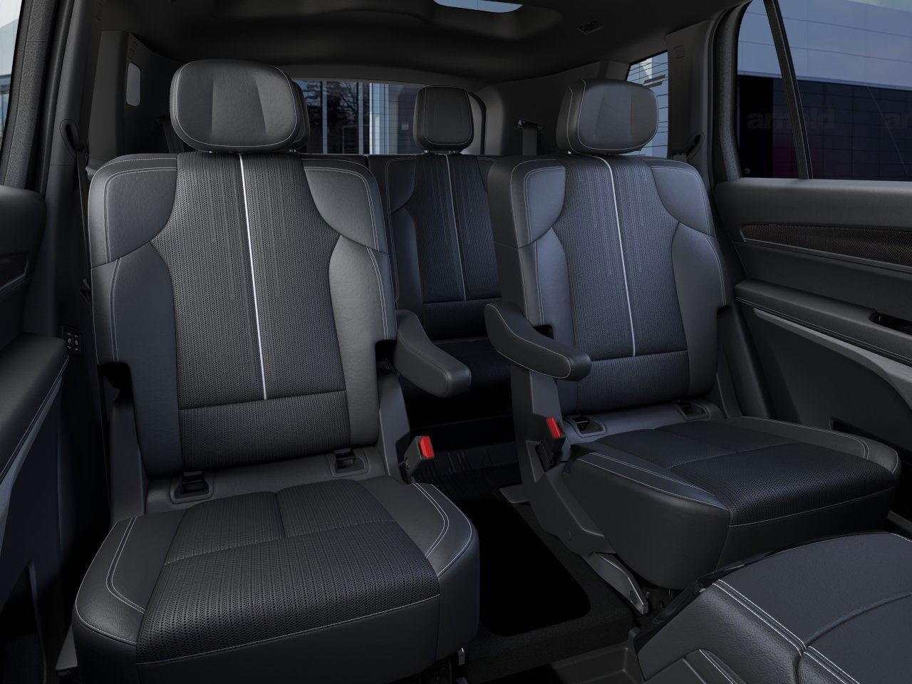 2026 Cadillac VISTIQ Sport 4dr All-Wheel Drive Photo