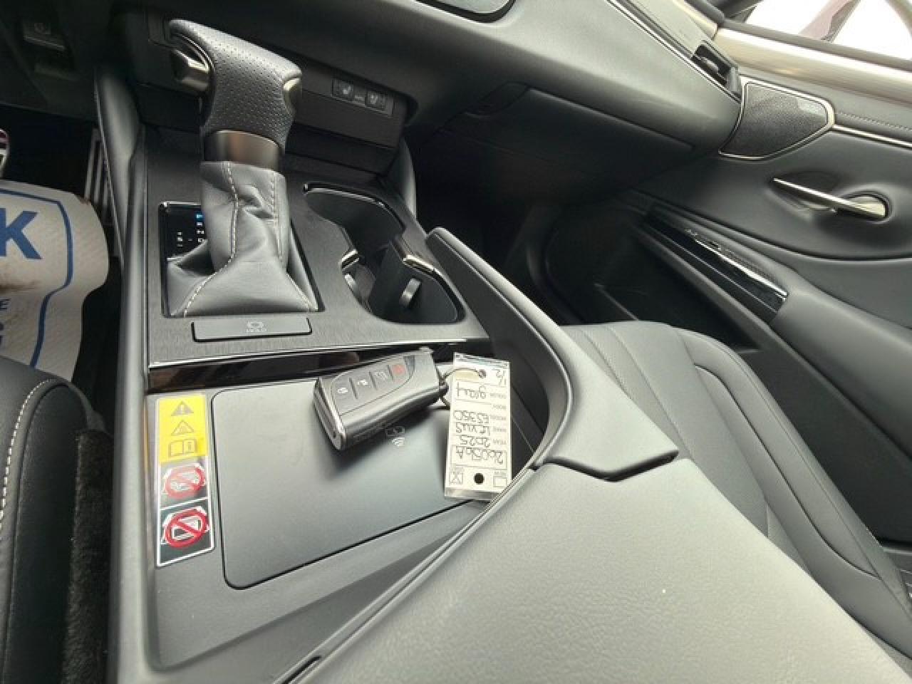 2025 Lexus ES ES 350 Auto Photo