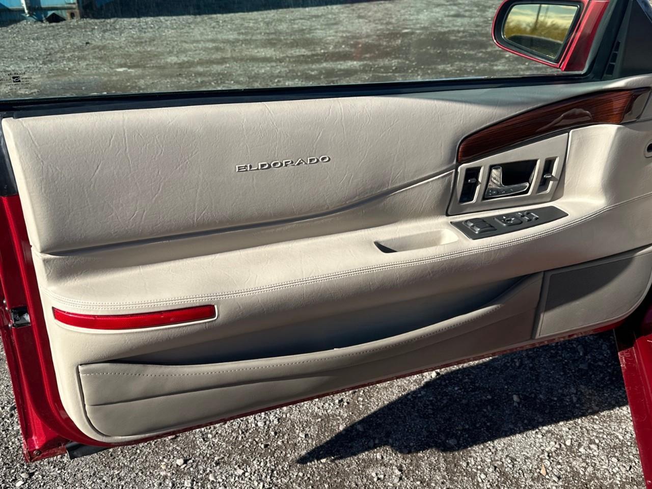 2002 Cadillac Eldorado Touring 2dr Coupe Photo