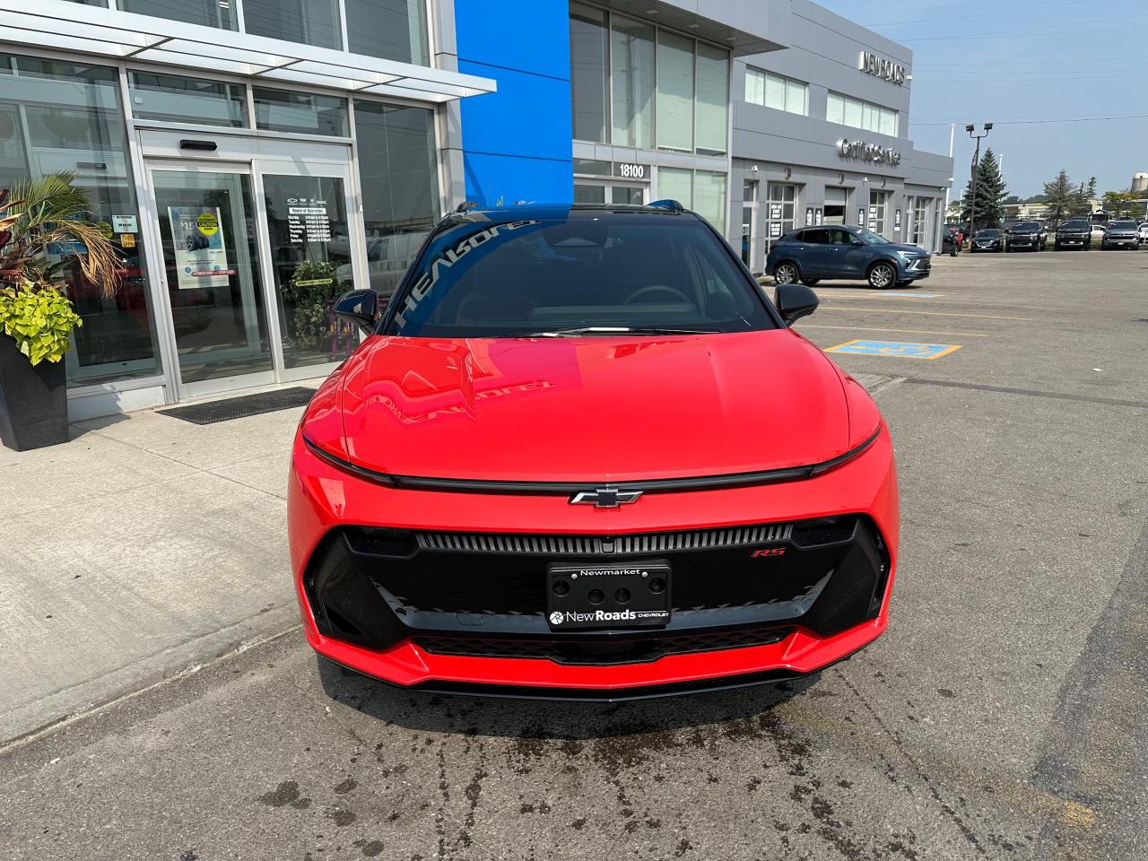 2025 Chevrolet Equinox EV RS 4dr Photo