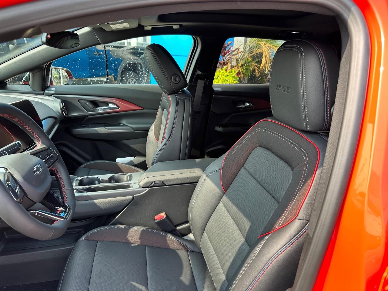 2025 Chevrolet Equinox EV RS 4dr Photo