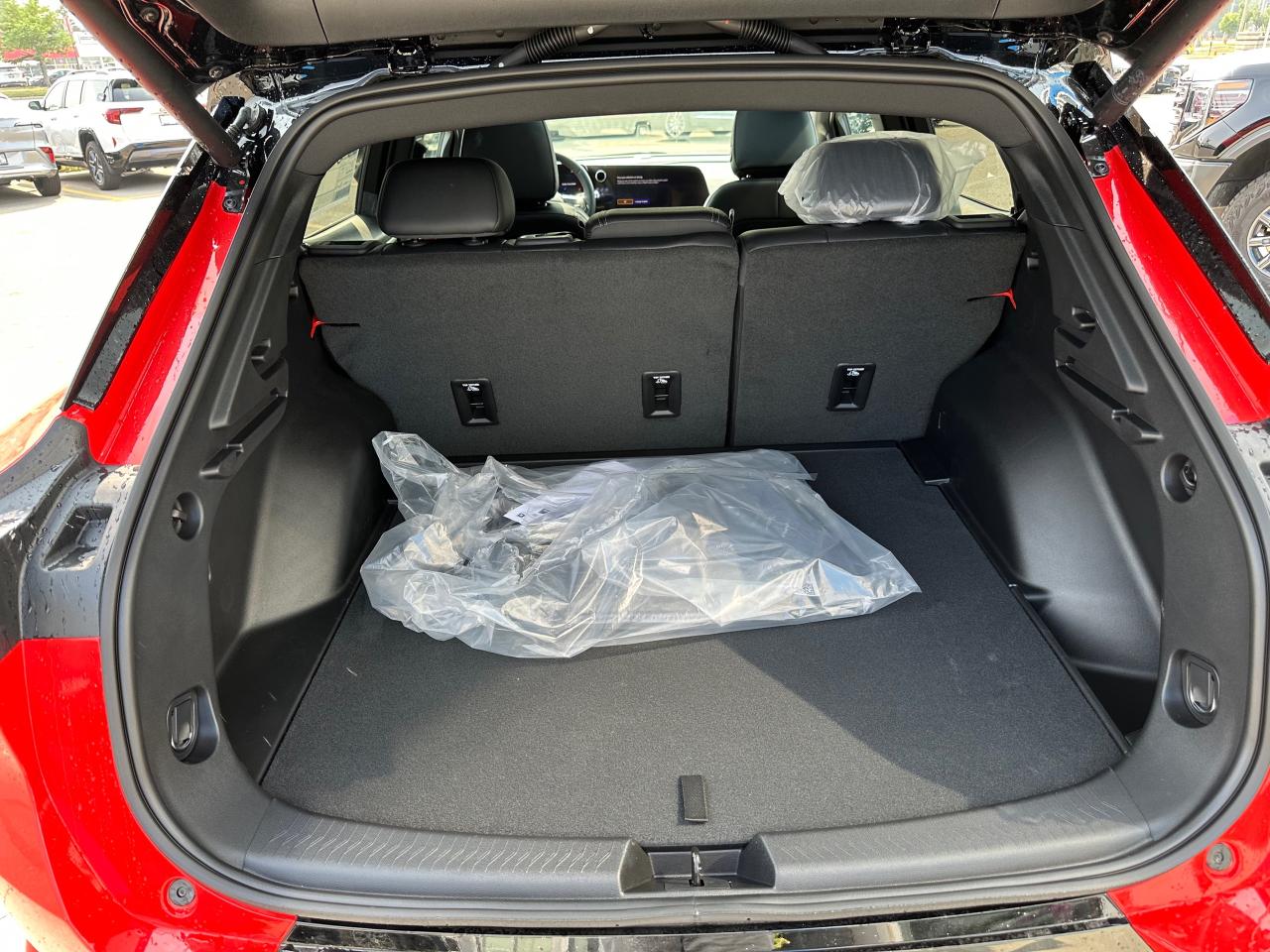 2025 Chevrolet Equinox EV RS 4dr Photo