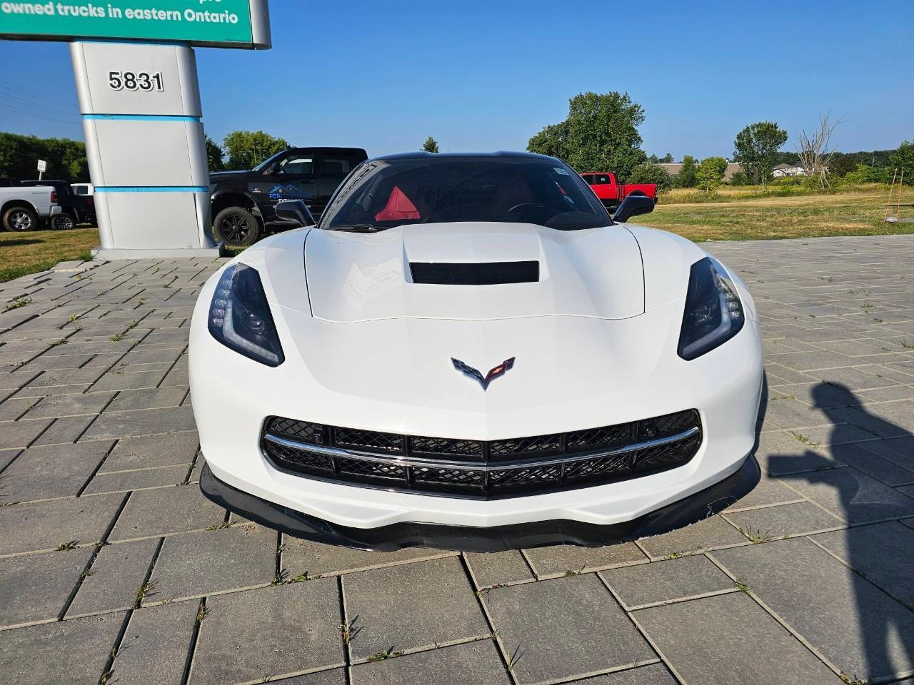 2016 Chevrolet Corvette Stingray Z51 2dr Coupe Photo3