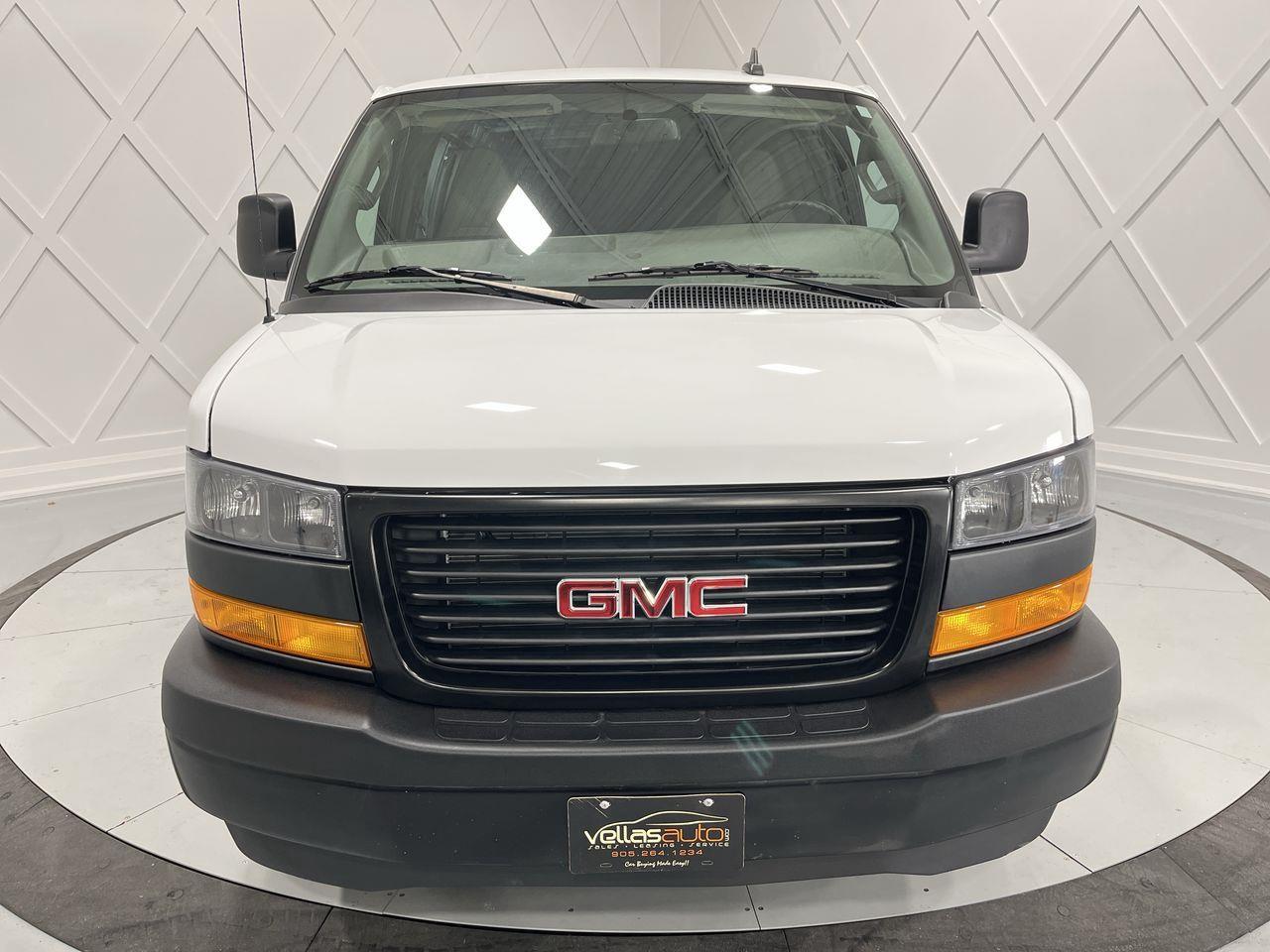 2022 GMC Savana Van  Photo