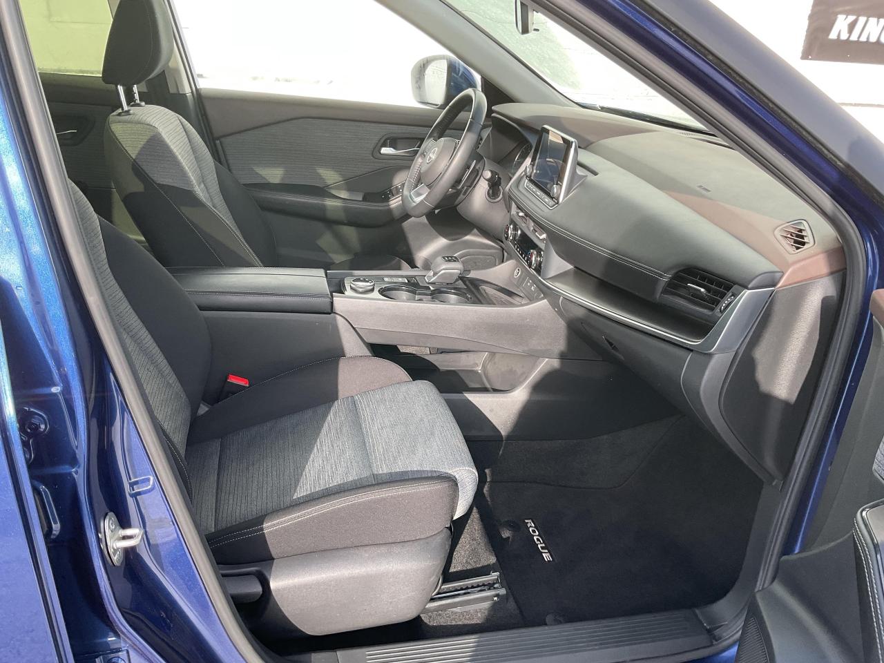 2023 Nissan Rogue  Photo