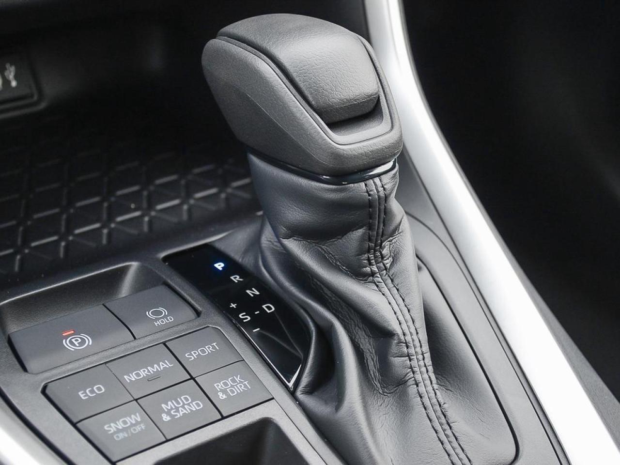 2025 Toyota RAV4 XLE 4dr All-wheel Drive Photo