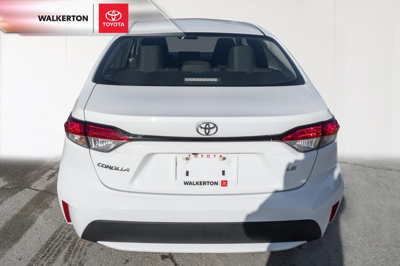 2022 Toyota Corolla LE 4DR SEDAN Photo4