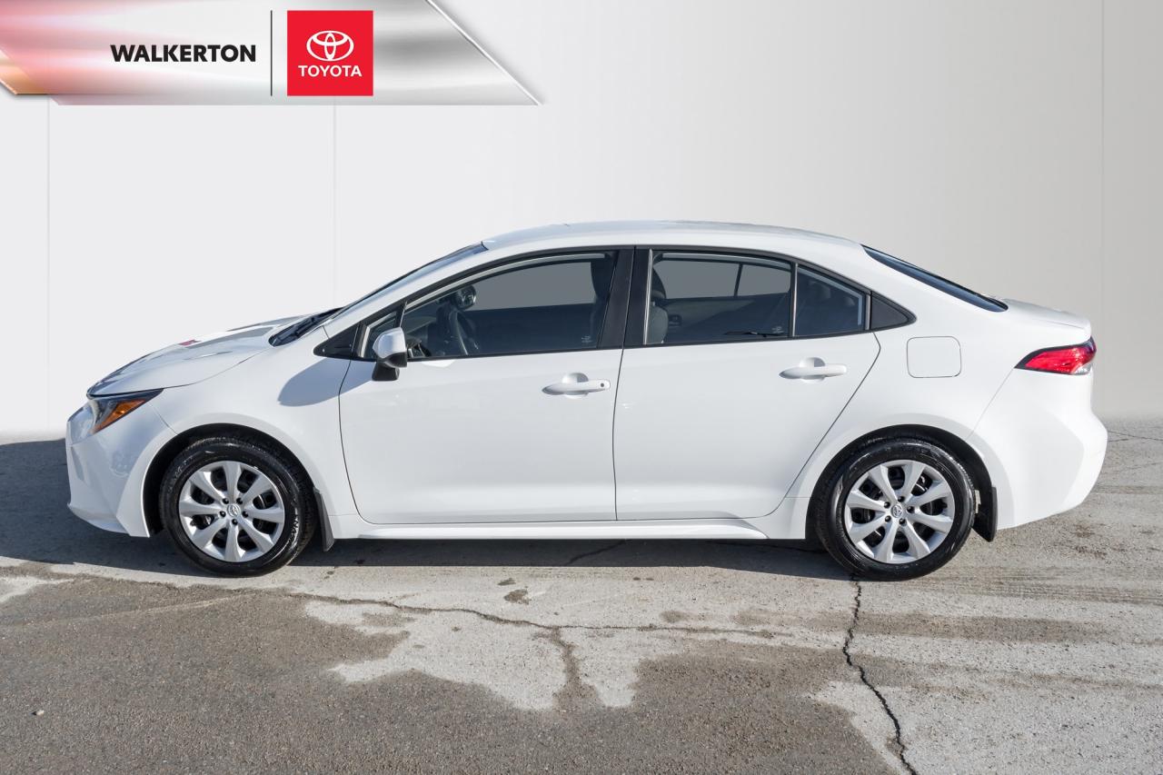 2022 Toyota Corolla LE 4DR SEDAN Photo