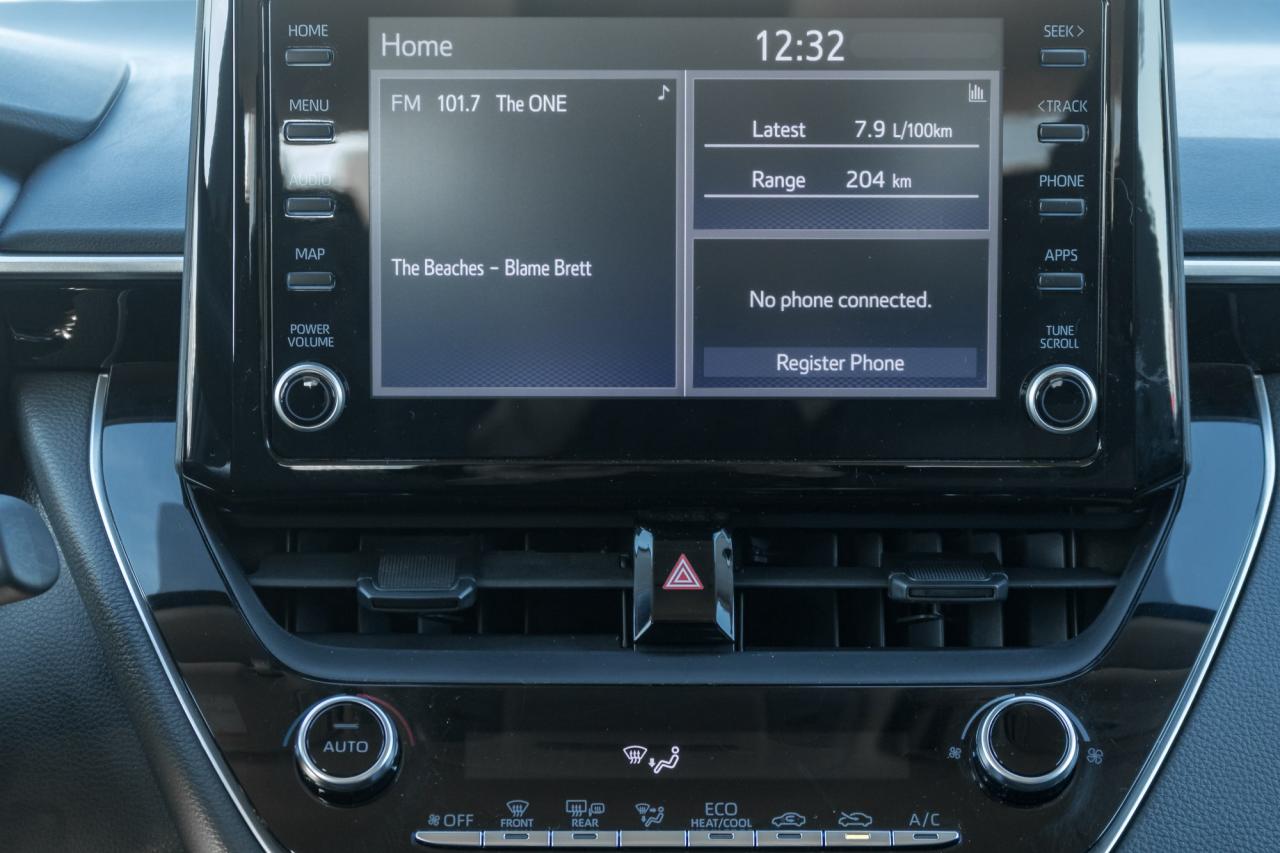 2022 Toyota Corolla LE 4DR SEDAN Photo