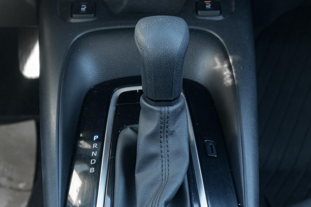 2022 Toyota Corolla LE 4DR SEDAN Photo