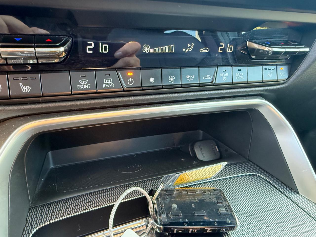 2025 Mazda CX-70 MHEV GT 4dr i-ACTIV All-Wheel Drive Sport Utility Photo