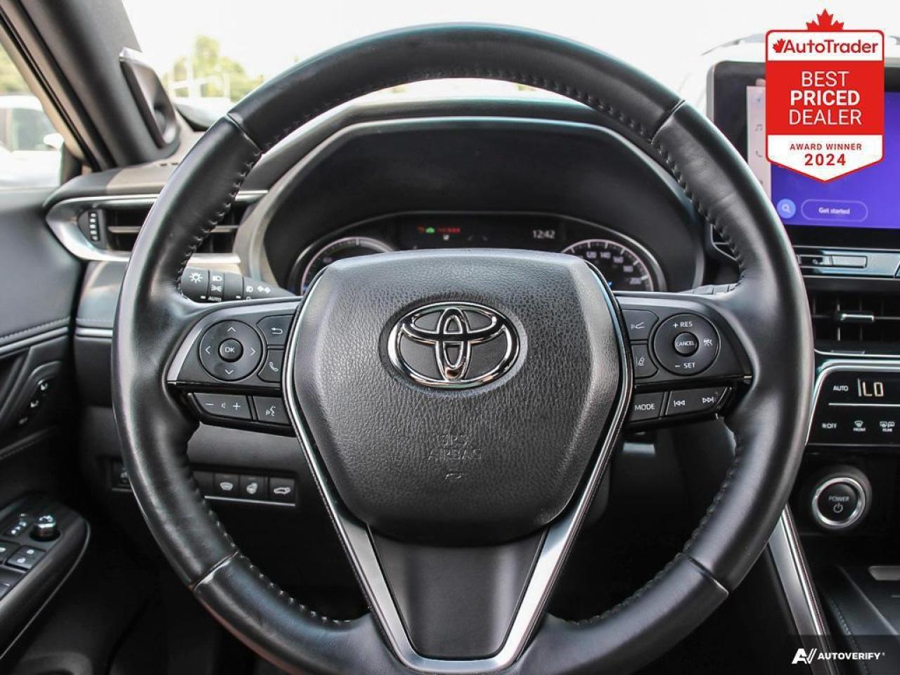 2024 Toyota Venza XLE 4dr All-Wheel Drive Photo