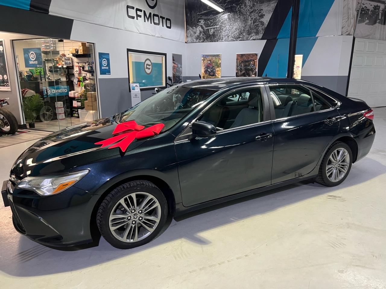 2015 Toyota Camry SE   CAMERA   AUTOMATIC Photo2