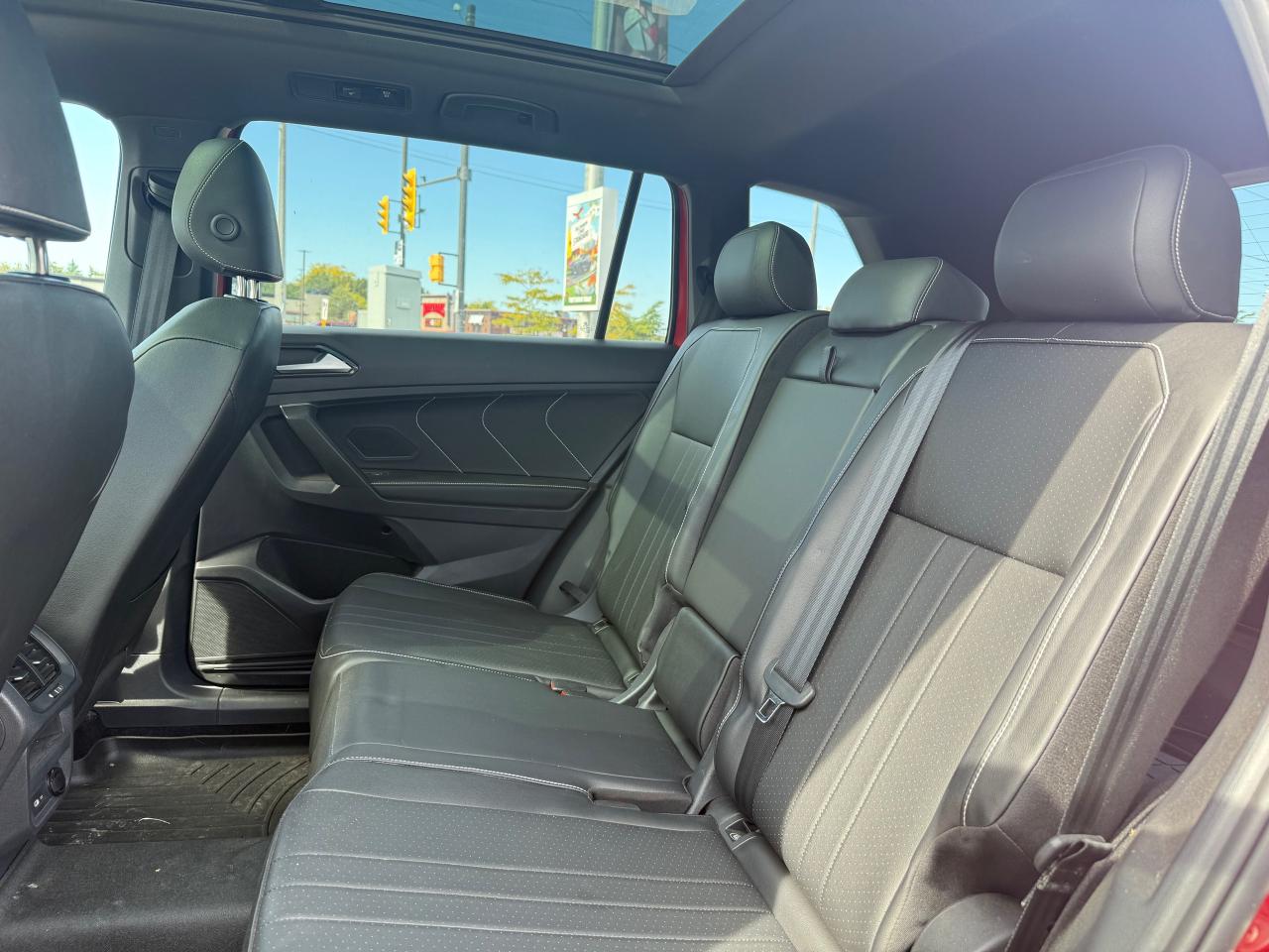 2024 Volkswagen Tiguan Comfortline R-Line Black Edition 4dr All-Wheel Drive 4MOTION Photo