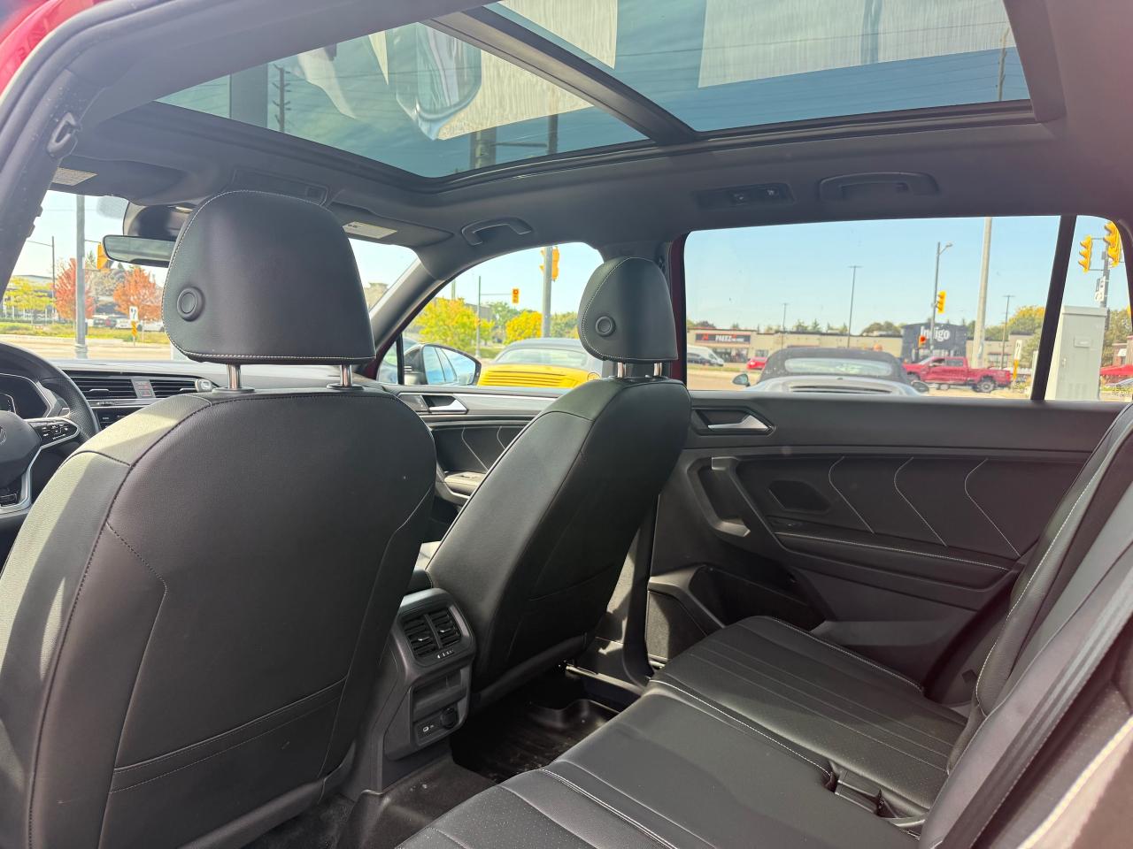 2024 Volkswagen Tiguan Comfortline R-Line Black Edition 4dr All-Wheel Drive 4MOTION Photo