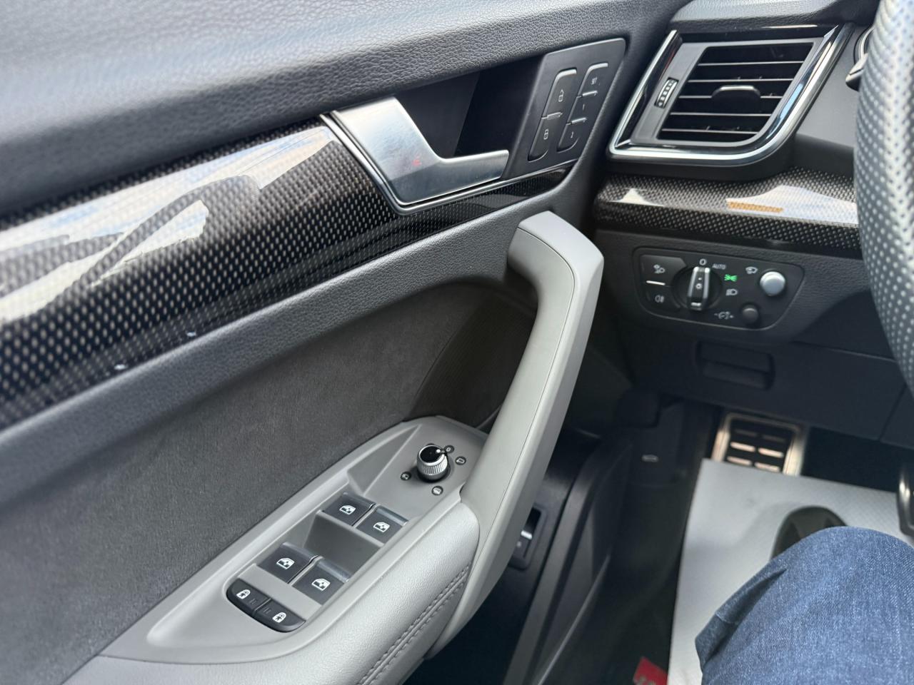 2023 Audi SQ5 3.0T Technik 4dr All-Wheel Drive quattro Sportback Photo