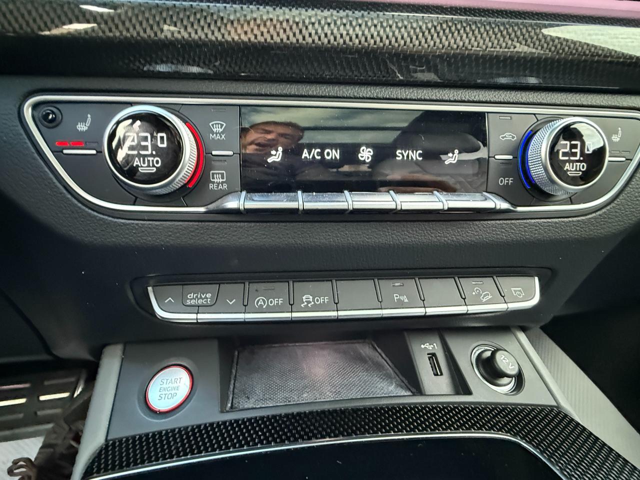 2023 Audi SQ5 3.0T Technik 4dr All-Wheel Drive quattro Sportback Photo