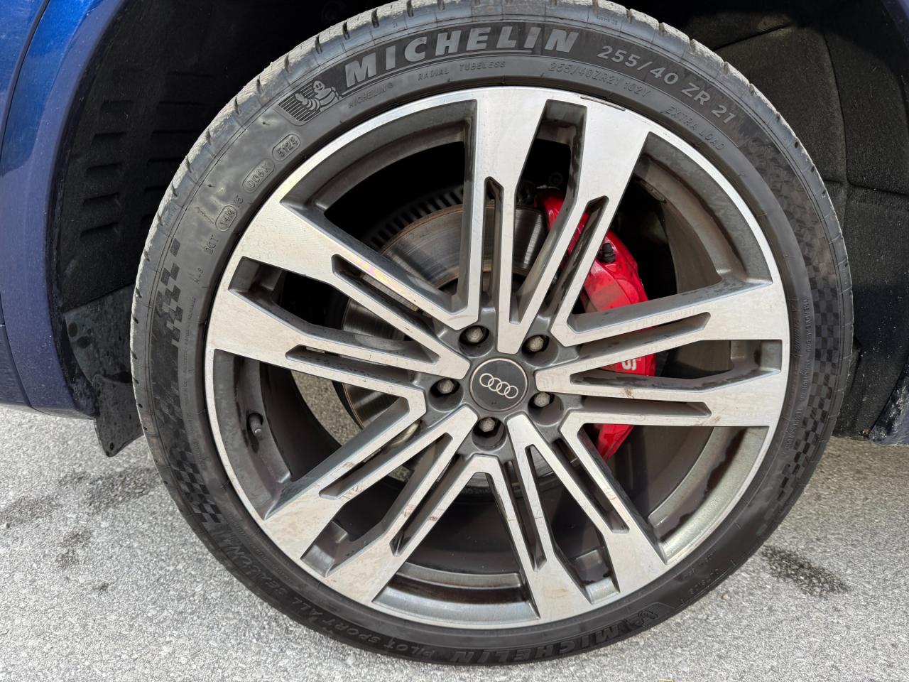 2023 Audi SQ5 3.0T Technik 4dr All-Wheel Drive quattro Sportback Photo