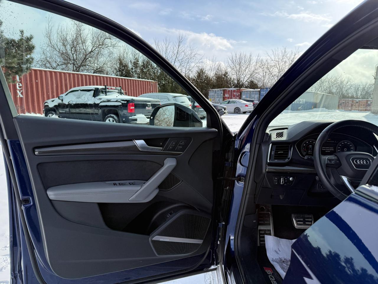 2023 Audi SQ5 3.0T Technik 4dr All-Wheel Drive quattro Sportback Photo