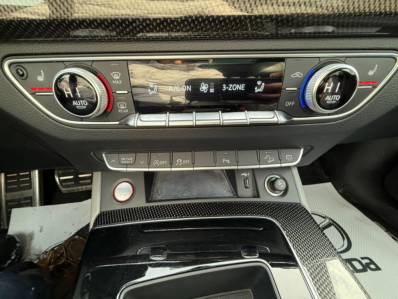 2023 Audi SQ5 3.0T Technik 4dr All-Wheel Drive quattro Sportback Photo