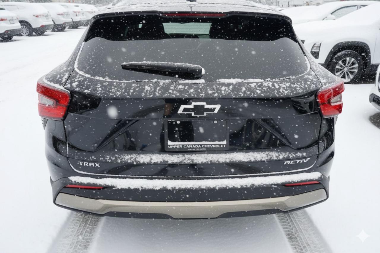 2025 Chevrolet Trax FWD 4dr ACTIV Photo