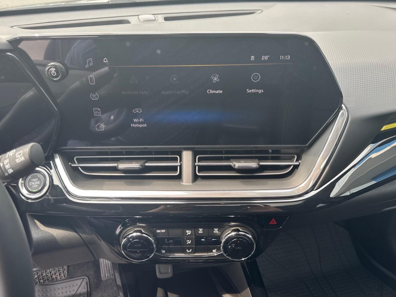 2025 Chevrolet Trax FWD 4dr ACTIV Photo