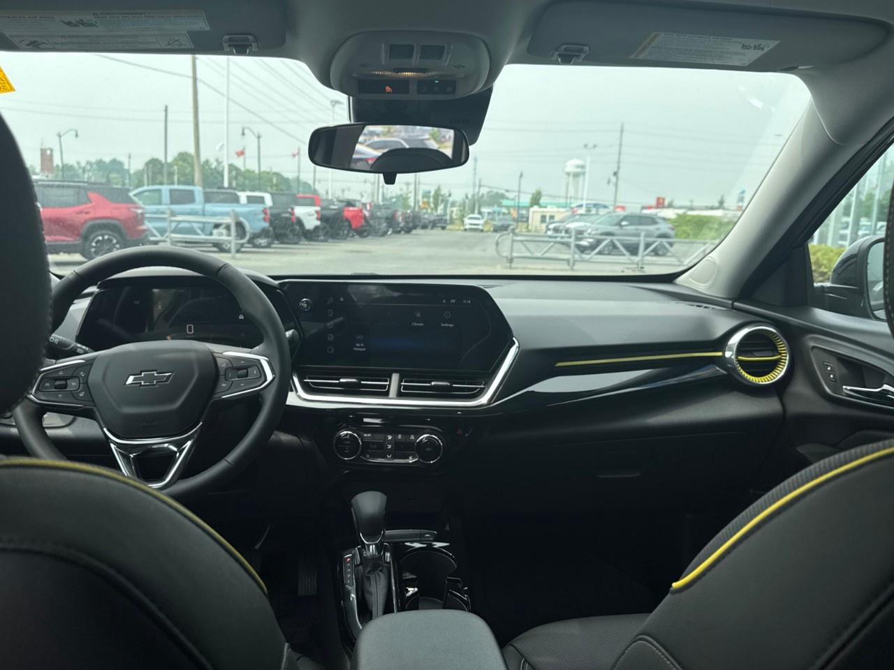 2025 Chevrolet Trax FWD 4dr ACTIV Photo