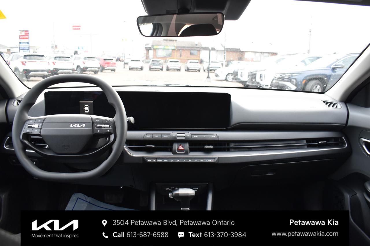 2025 Kia K4 LX 4dr Sedan Photo