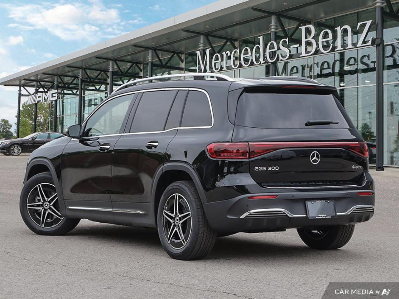 2025 Mercedes-Benz EQB 300 Base EQB 300 4dr All-Wheel Drive 4MATIC Photo