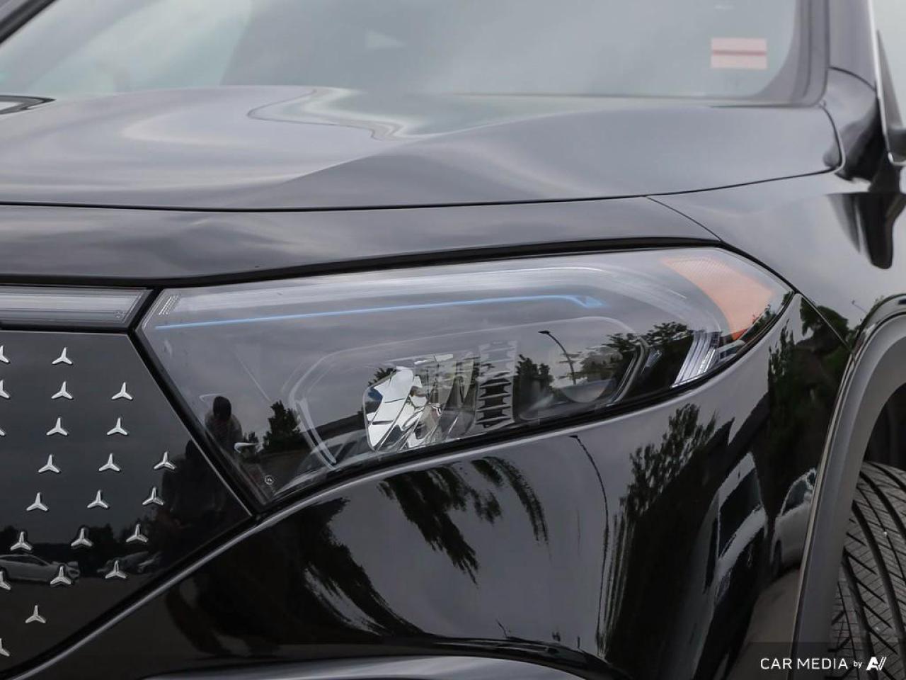 2025 Mercedes-Benz EQB 300 Base EQB 300 4dr All-Wheel Drive 4MATIC Photo