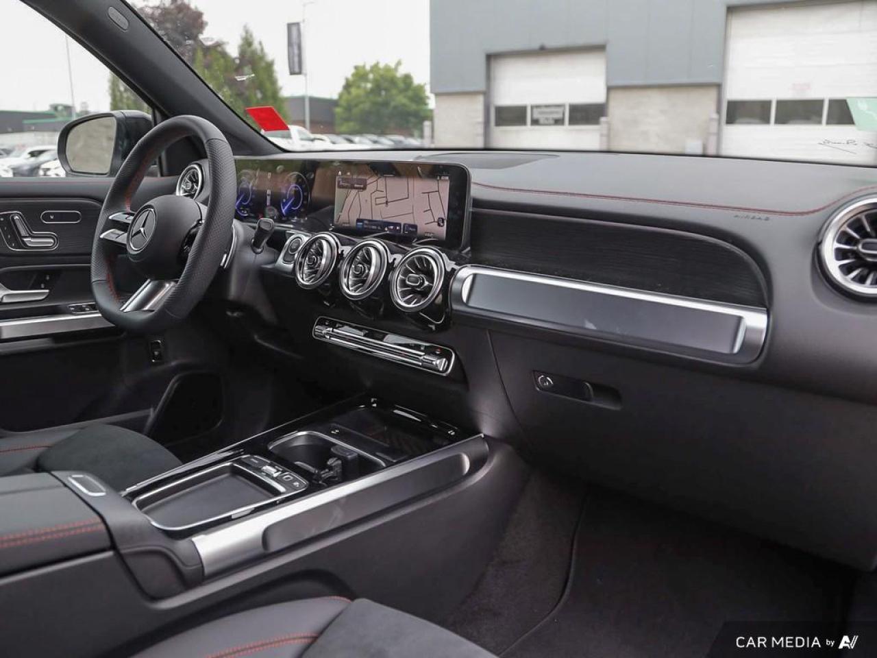 2025 Mercedes-Benz EQB 300 Base EQB 300 4dr All-Wheel Drive 4MATIC Photo