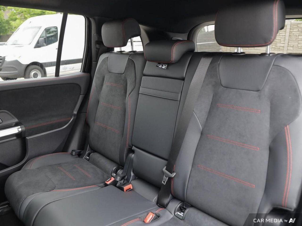 2025 Mercedes-Benz EQB 300 Base EQB 300 4dr All-Wheel Drive 4MATIC Photo