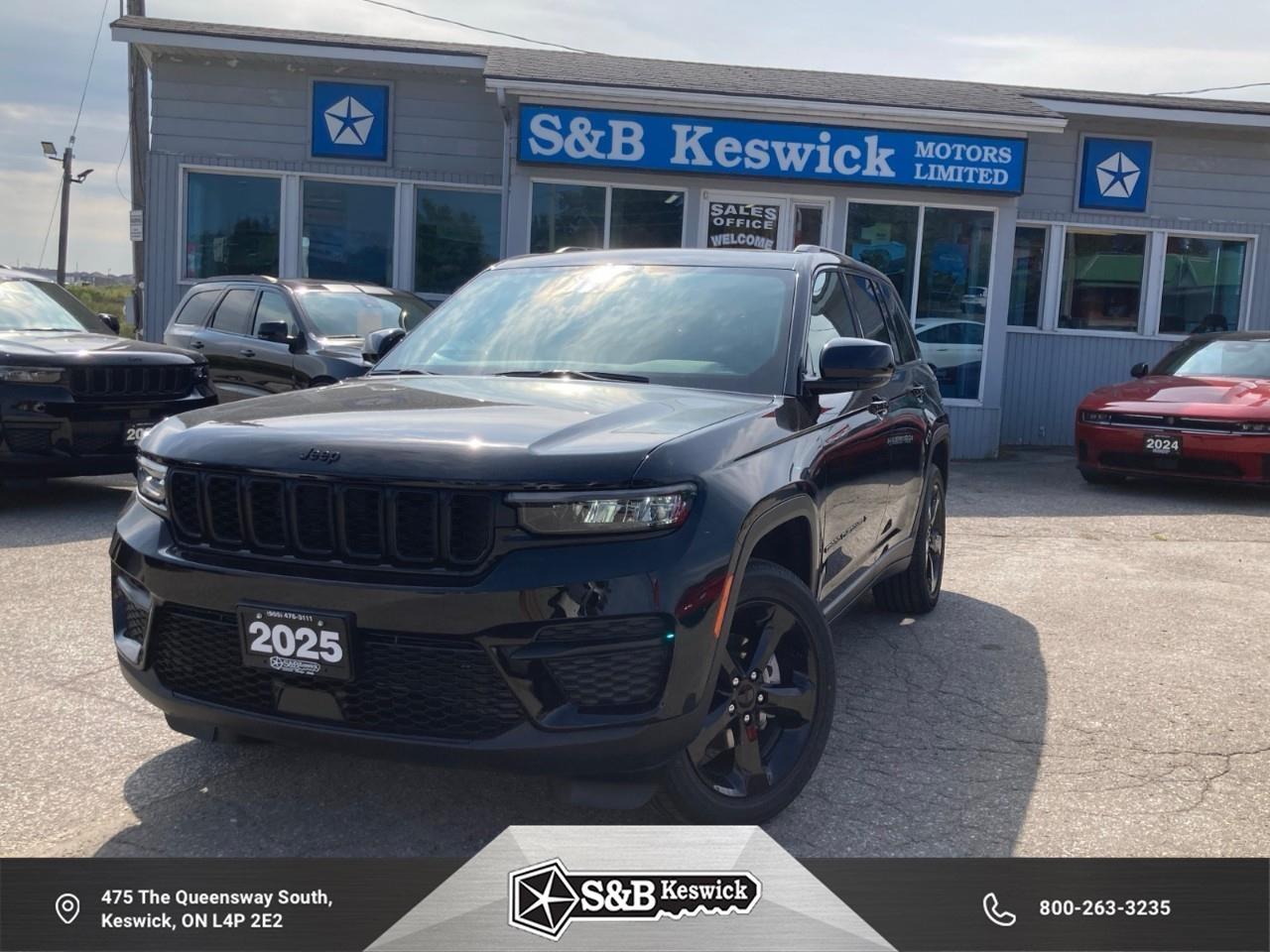 2025 Jeep Grand Cherokee Laredo 4dr 4x4 Photo0