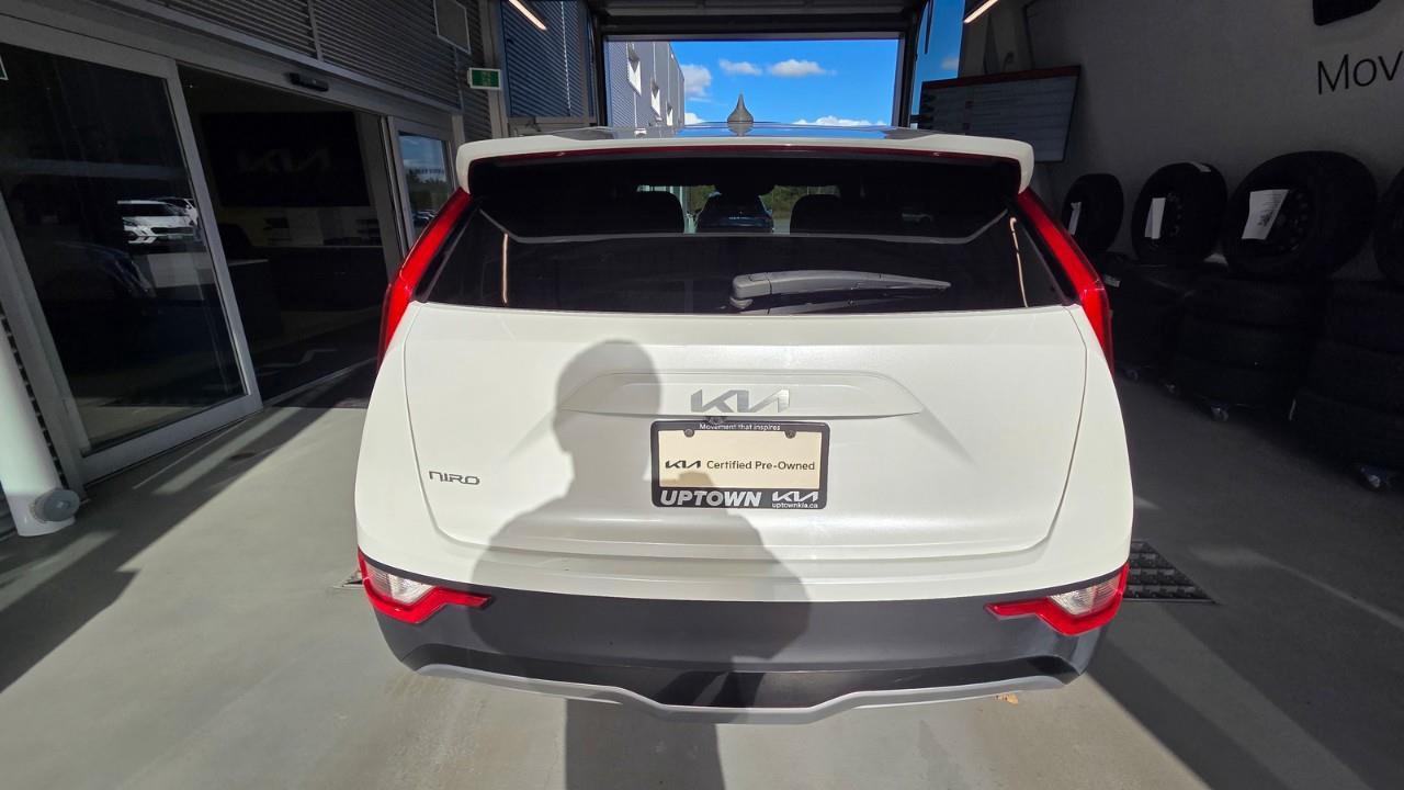 2023 Kia Niro EV Premium 4dr Front-Wheel Drive Sport Utility Photo