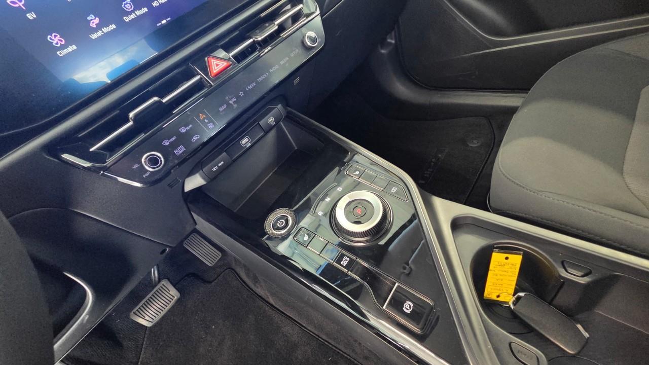 2023 Kia Niro EV Premium 4dr Front-Wheel Drive Sport Utility Photo