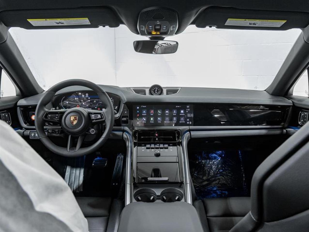 2025 Porsche Panamera  Photo