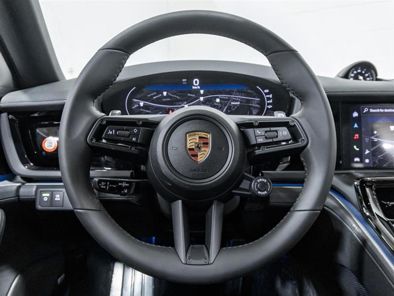 2025 Porsche Panamera  Photo