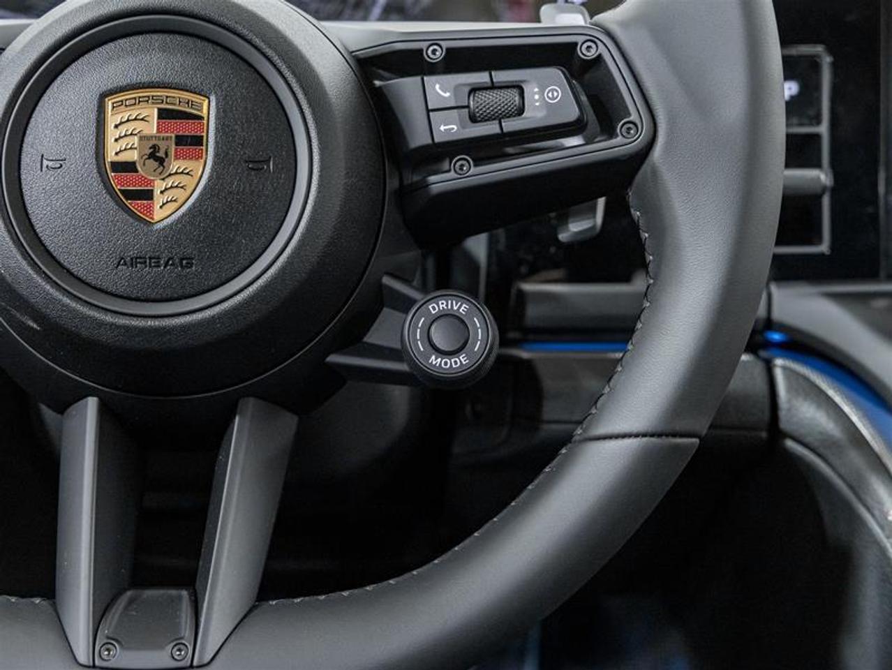 2025 Porsche Panamera  Photo