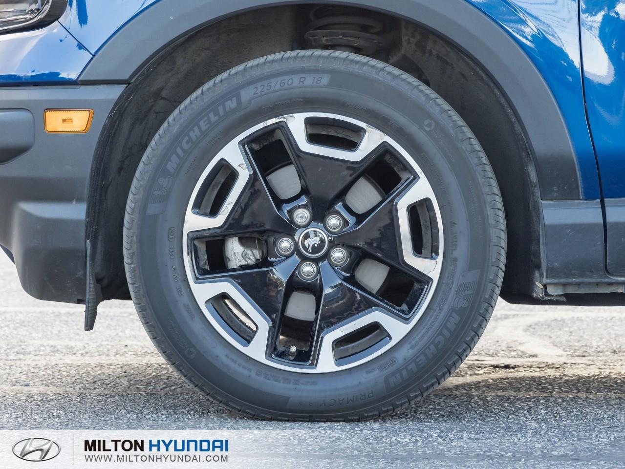 2024 Ford Bronco Sport Outer Banks 4dr 4x4 Photo3