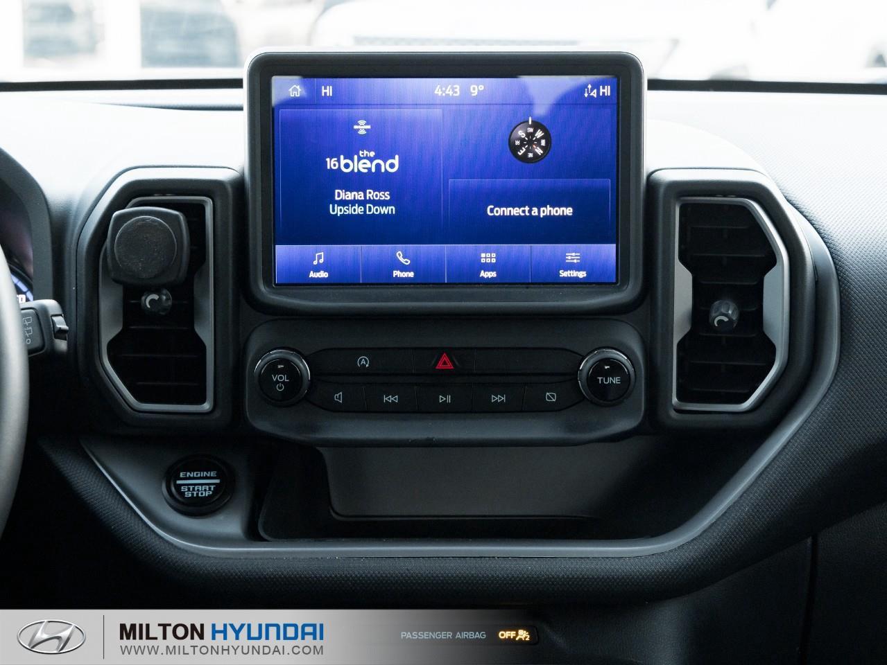 2024 Ford Bronco Sport Outer Banks 4dr 4x4 Photo