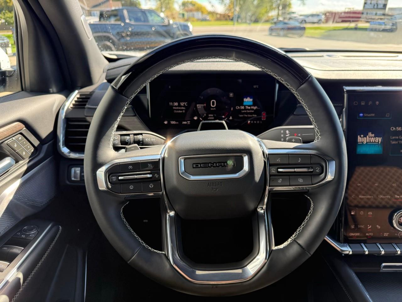 2025 GMC Acadia Denali 4dr All-Wheel Drive Photo