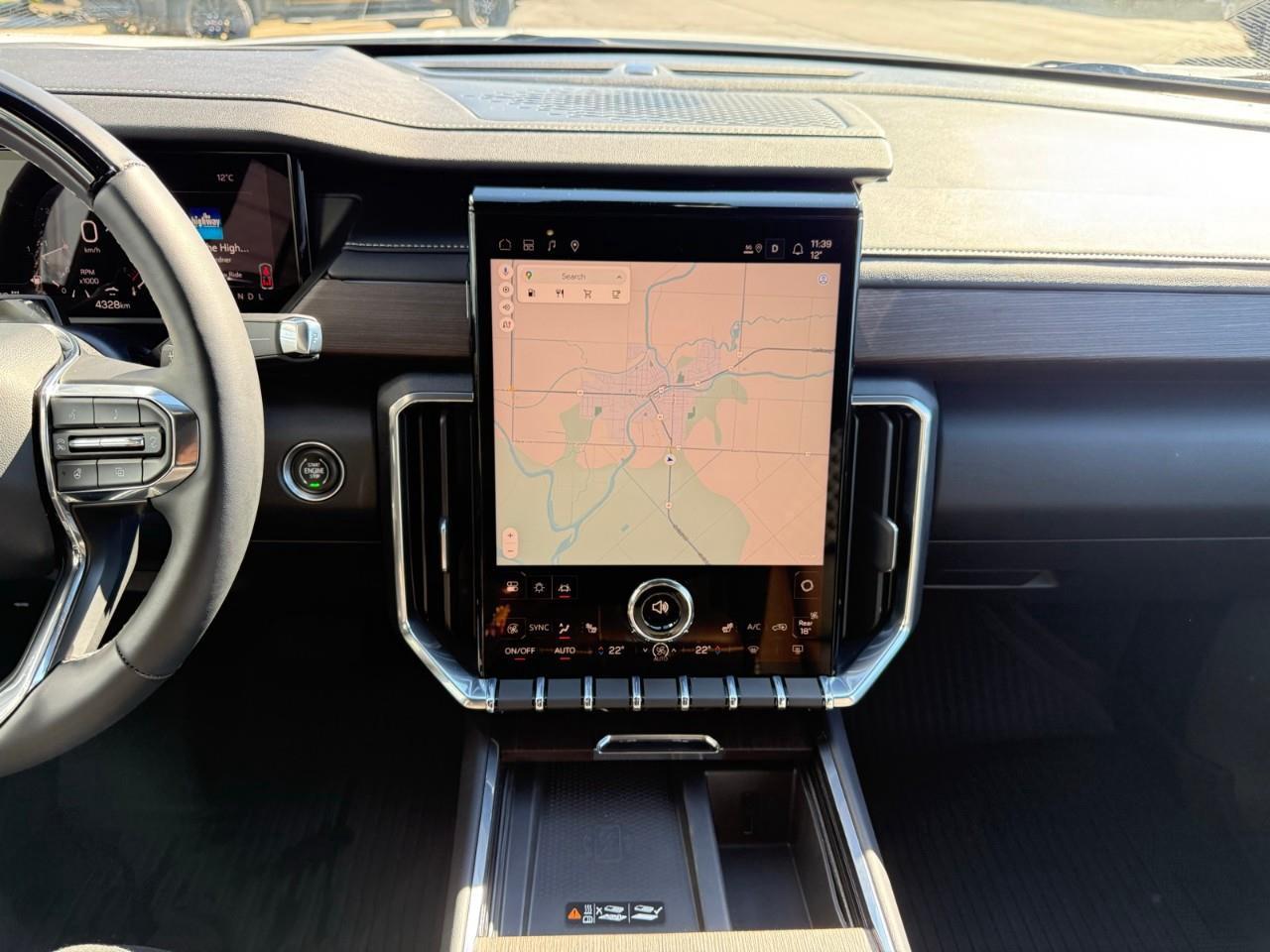 2025 GMC Acadia Denali 4dr All-Wheel Drive Photo