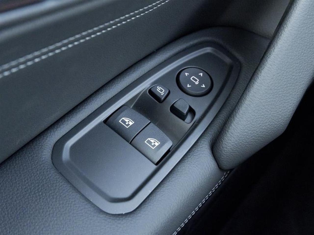 2026 BMW Z4 M40i 2dr Rear-Wheel Drive Roadster Photo